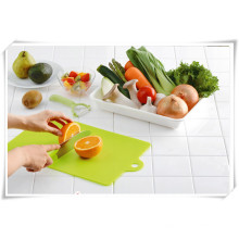 Hot Selling Küchenutensilien Plastic Cutting Board Onsale